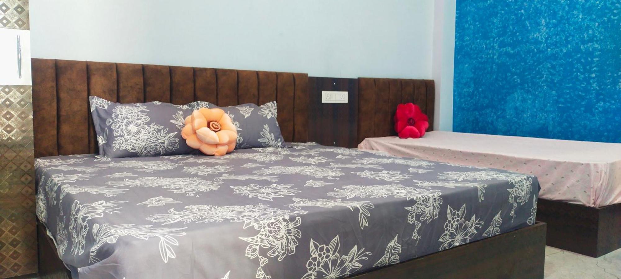 Anant Home Stay اوجاين المظهر الخارجي الصورة